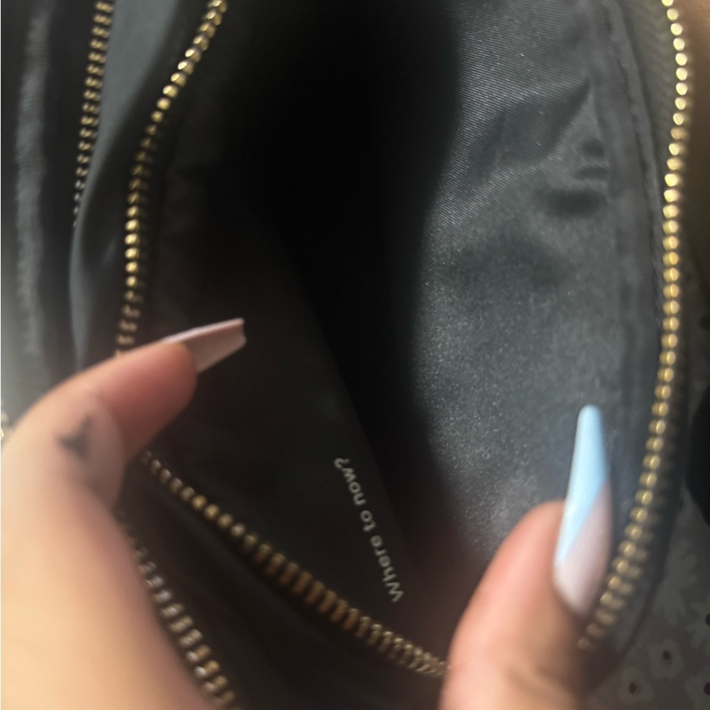 lululemon athletica Black Belt Bag - Picture 6 of 6